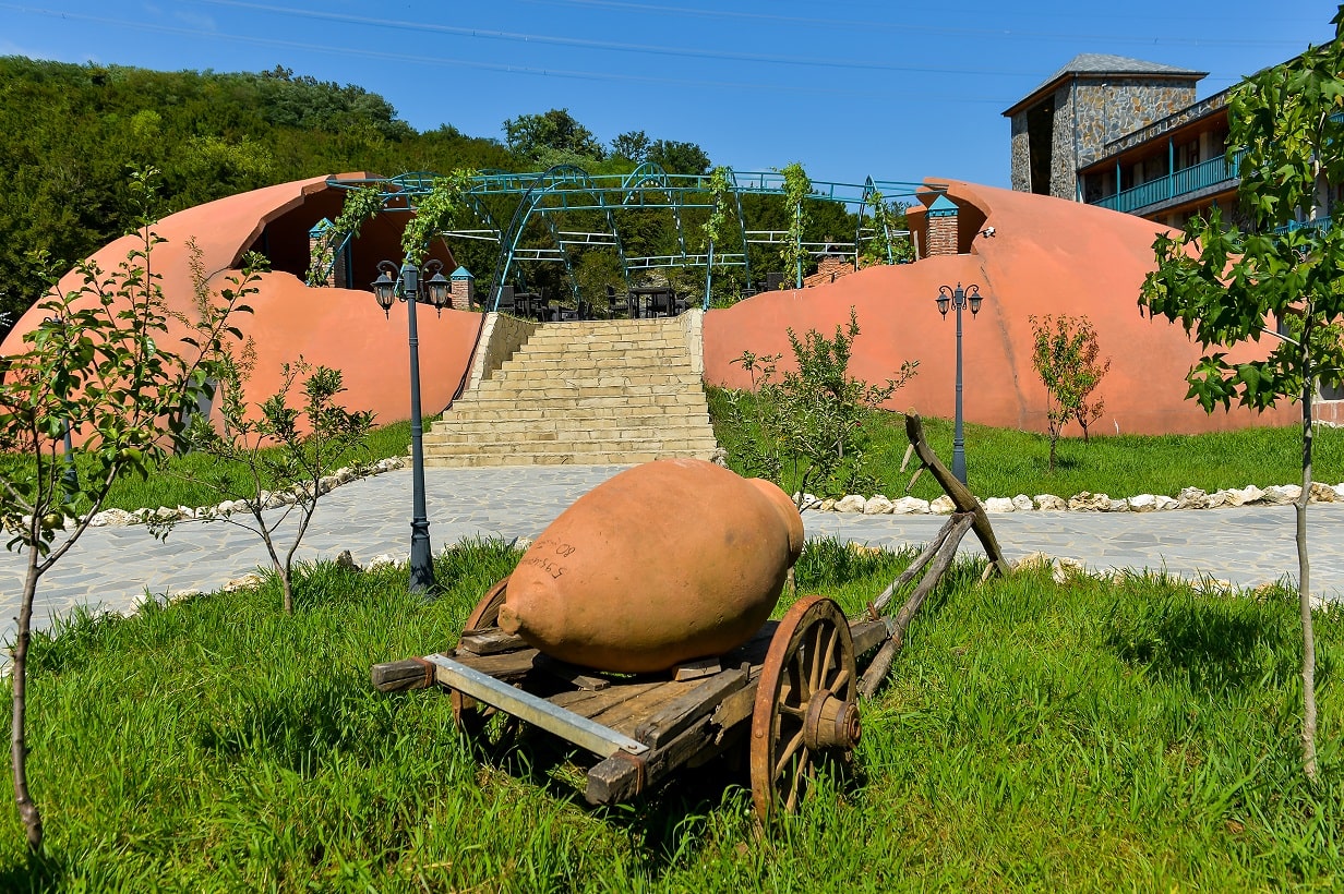 Outdoor restaurant